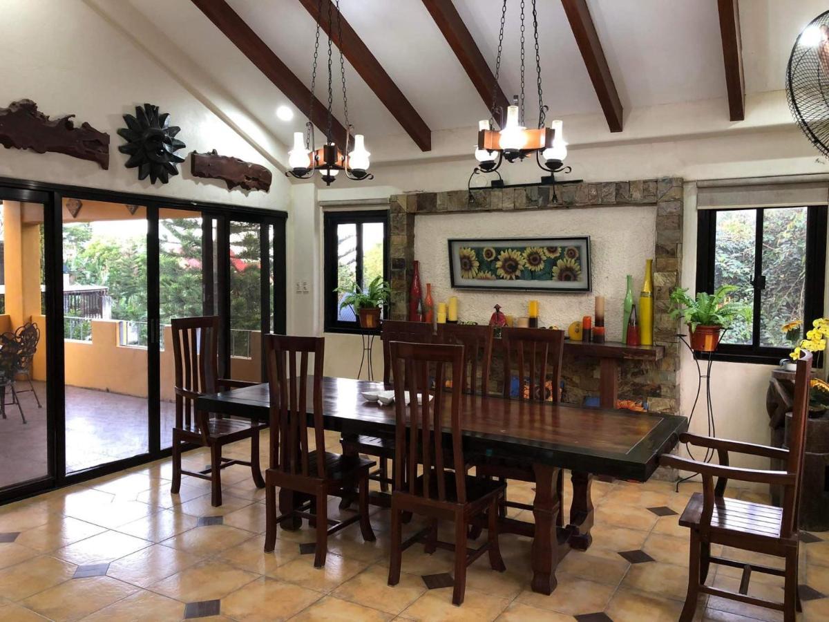 טגאיטאי Tagaytay Bnr Guesthouse 4Br With Balcony 12-14 Guest מראה חיצוני תמונה