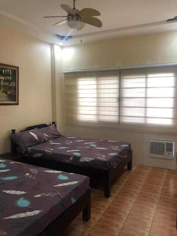 טגאיטאי Tagaytay Bnr Guesthouse 4Br With Balcony 12-14 Guest מראה חיצוני תמונה